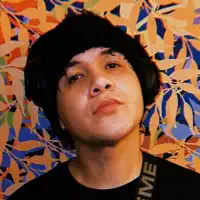 Dengarkan undefined, tonton video musik, baca bio, lihat tanggal tur & lainnya!