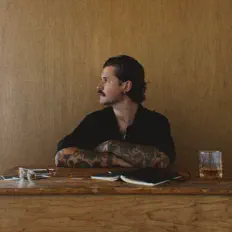 Pat Hatt dinle, müzik videolarını izle, biyografisini oku, tur tarihlerini ve daha fazlasını gör!