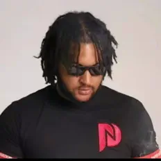 Ouve Bobby Fre$h, vê vídeos de música, lê a biografia, vê as datas da digressão e muito mais!