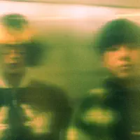 收听 undefined、观看音乐视频、阅读小传、查看巡演日期等 ！