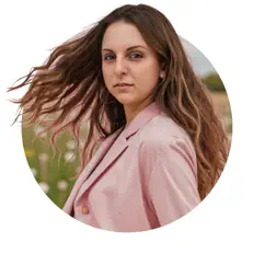 Poslechněte si interpreta Dee Duchess, sledujte hudební videa, přečtěte si životopis, podívejte se na data turné a další informace.