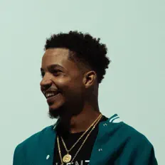 Ascolta Taylor James, guarda video musicali, leggi la biografia, vedi le date del tour & altro!