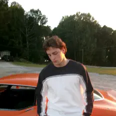 Dengarkan peej, tonton video musik, baca bio, lihat tanggal tur & lainnya!