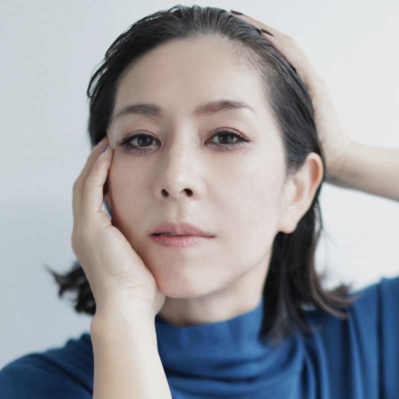 Song - I'm Every Woman - akiko & Foog