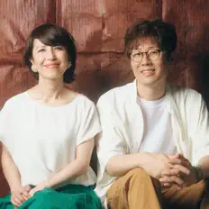 Escucha a SU, mira videos musicales, lee su biografía, consulta las fechas de las gira y más.