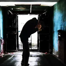 Cxay을(를) 듣고, 뮤직 비디오를 보고, 약력을 읽고, 투어 일정 등을 확인하세요!