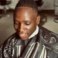 收听 undefined、观看音乐视频、阅读小传、查看巡演日期等 ！