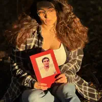 Escucha a undefined, mira videos musicales, lee su biografía, consulta las fechas de las gira y más.
