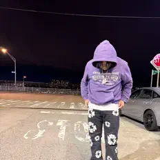 Ascolta KHA SPLIZZ, guarda video musicali, leggi la biografia, vedi le date del tour & altro!
