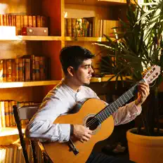 Eric Marteau सुनें, म्यूज़िक वीडियो देखें, बायो पढ़ें, दौरे की तारीखें और बहुत कुछ देखें!