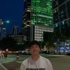 Escucha a Eddy Brooke, mira vídeos musicales, lee la biografía, consulta fechas de giras y mucho más.