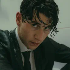 Escucha a Harvey Jay Dodgson, mira videos musicales, lee su biografía, consulta las fechas de las gira y más.