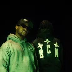 Dengarkan Lone Survivor, tonton video musik, baca bio, lihat tanggal tur & lainnya!