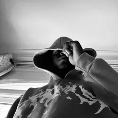 Escucha a Linø4real, mira vídeos musicales, lee la biografía, consulta fechas de giras y mucho más.