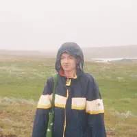 undefined을(를) 듣고, 뮤직 비디오를 보고, 약력을 읽고, 투어 일정 등을 확인하세요!