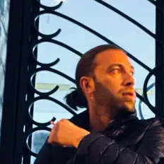 Ascolta Helios (IT), guarda video musicali, leggi la biografia, vedi le date del tour & altro!