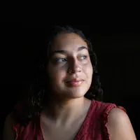 Ouça undefined, assista a videoclipes, leia a biografia, veja as datas das turnês e mais!