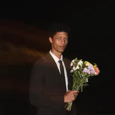 Luister naar Clayton, bekijk muziekvideo's, lees de bio, bekijk de tourdata, en meer!