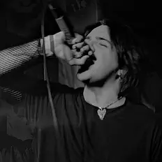 Dengarkan LxD, tonton video musik, baca bio, lihat tanggal tur & lainnya!