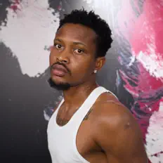 Ακούστε περιεχόμενο από RICHFAME, παρακολουθήστε μουσικά βίντεο, διαβάστε το βιογραφικό, δείτε ημερομηνίες περιοδείας, και πολλά ακόμη!