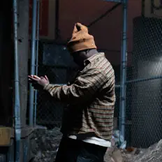 Ouve Sickoo, vê vídeos de música, lê a biografia, vê as datas da digressão e muito mais!