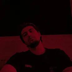 Hör dir Velin an, schau dir Musikvideos an, lies die Biografie, finde Tourdaten und mehr!
