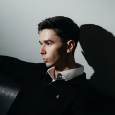 Dengarkan Ralfkon, tonton video musik, baca bio, lihat tanggal tur & lainnya!