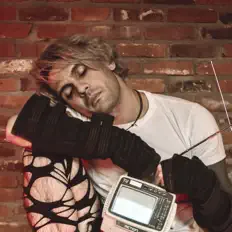 genCAB: песни, клипы, биография, даты выступлений и многое другое.