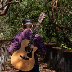 Ascolta Nico Haasz, guarda video musicali, leggi la biografia, vedi le date del tour & altro!