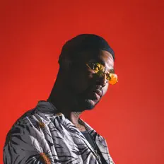 聆聽 My Avenue West、觀看音樂影片、閱讀小傳、查看巡演日期等！