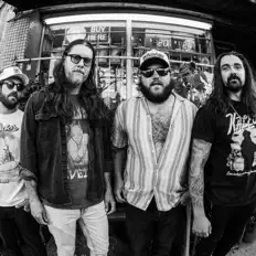 Poslechněte si interpreta Feral Minks, sledujte hudební videa, přečtěte si životopis, podívejte se na data turné a další informace.