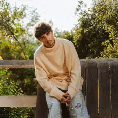 收听 Finn Matthews、观看音乐视频、阅读小传、查看巡演日期等 ！