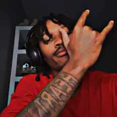 Écoutez Screech undefeated, regardez des vidéoclips, lisez la biographie, consultez les dates de tournée et plus encore !