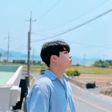 Ouça DONGUK, assista a videoclipes, leia a biografia, veja as datas das turnês e mais!