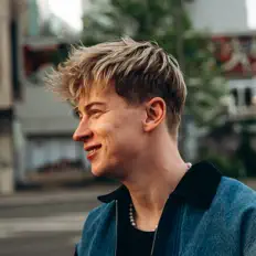 Listen to Adam Mišík, watch music videos, read bio, see tour dates & more!
