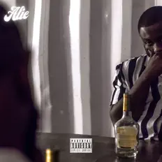 Hör dir Alie an, schau dir Musikvideos an, lies die Biografie, finde Tourdaten und mehr!