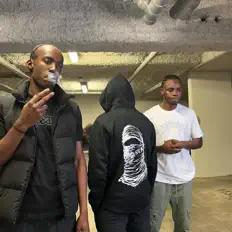 Ziggy2.7: песни, клипы, биография, даты выступлений и многое другое.