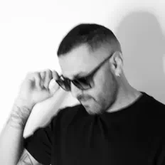 Listen to Kiko Carbonell, watch music videos, read bio, see tour dates & more!