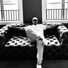 RICK STARR: песни, клипы, биография, даты выступлений и многое другое.