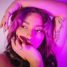 Ouve Karah Faith, vê vídeos de música, lê a biografia, vê as datas da digressão e muito mais!