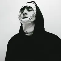 Dengarkan undefined, tonton video musik, baca bio, lihat tanggal tur & lainnya!