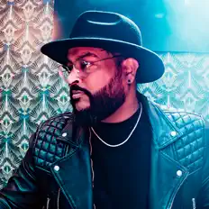 Escucha a Dj Naveen Kumar, mira vídeos musicales, lee la biografía, consulta fechas de giras y mucho más.