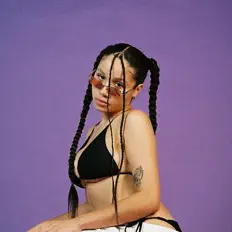 Lamira을(를) 듣고, 뮤직 비디오를 보고, 약력을 읽고, 투어 일정 등을 확인하세요!