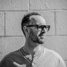 Ascolta Marc Cotterell, guarda video musicali, leggi la biografia, vedi le date del tour & altro!