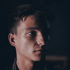 收听 Ferrigno、观看音乐视频、阅读小传、查看巡演日期等 ！