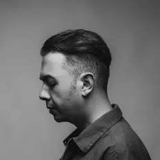 Dengarkan Lider, tonton video musik, baca bio, lihat tanggal tur & lainnya!