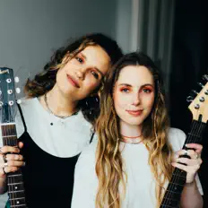 Ouça Heather Ale, assista a videoclipes, leia a biografia, veja as datas das turnês e mais!