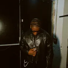 Ouve GRC, vê vídeos de música, lê a biografia, vê as datas da digressão e muito mais!