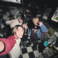 Poslechněte si interpreta undefined, sledujte hudební videa, přečtěte si životopis, podívejte se na data turné a další informace.