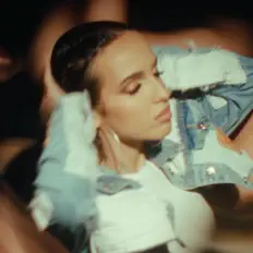 聆聽 Ciara Lauve、觀看音樂影片、閱讀小傳、查看巡演日期等！